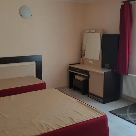 Ego 2* Bełogradczik