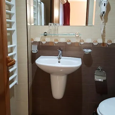 Къща за гости его