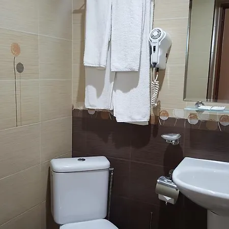 его